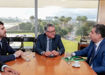 Emanuel se reúne com o ministro das Relações Institucionais e afirma que projeto do VLT Cuiabano avançou