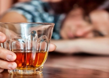 Comerciante é preso por vender bebida alcoólica a adolescente em VG