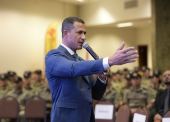 Em evento nacional, Coronel Assis defende rigor total no enfrentamento às facções criminosas