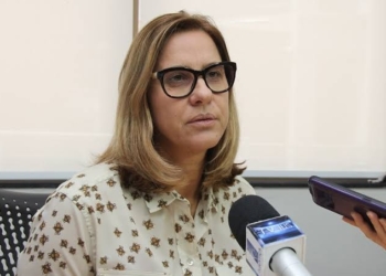 Em discurso de posse, única mulher nomeada nova desembargadora destaca equipe formada na Vara Cível