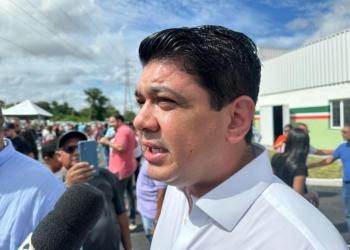 Kalil entrega ETA e afirma, “eu estou focado em resolver esse problema de água”