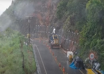 Trânsito da MT-251 no Portão do Inferno é interrompido por causa das chuvas nesta terça