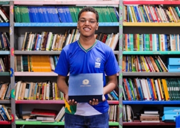 Estudantes da rede estadual de MT já podem se inscrever para o programa Jovem Senador 2024