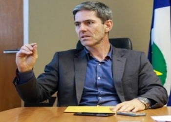 Justiça vê falta de provas e absolve ex-secretário de Segurança Pública Roger Jarbas