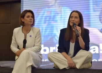 Michelle Bolsonaro anuncia Amália Barros na presidência do PL Mulher em MT
