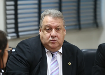 Ex-presidente da AL não resiste e morre após ficar dias internado na UTI