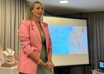 Empresária cria rede de apoio e ensina como lidar com os desafios de ter seu próprio negócio