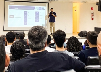 Seciteci forma 198 programadores de sistemas; 50 são contratados para estágio com bolsa de R$ 6 mil