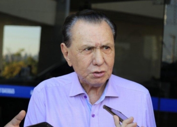 Bezerra é internado na UTI do Sírio-Libanês