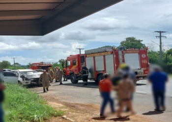 Secretário, Locutor Arizona e ex-deputado se envolvem em acidente na Estrada da Guia