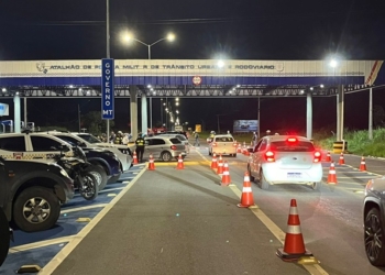 Operação Lei Seca prende quatro condutores alcoolizados e remove 31 veículos