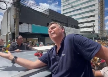 Bolsonaro compara Abílio a “boi gordo” e afirma: “precisa perder uma arroba”