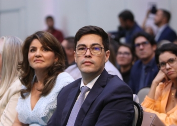 Defensoria Pública comemora 25 anos com lançamento de livro e homenagens a servidores