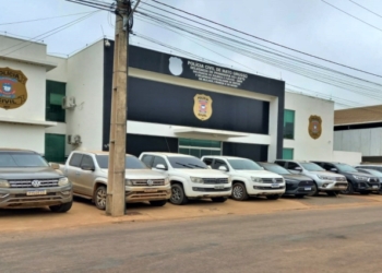 Polícia Civil sequestra 13 veículos de alvos ligados a esquema criminoso liderado por preso em cadeia