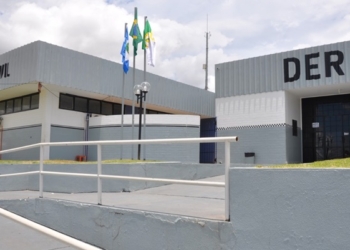Oito ordens de busca e apreensão são cumpridas durante operação “Porto de Areia” em Cuiabá
