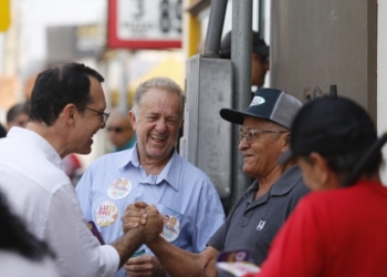 Lúdio percorre bairros de Cuiabá, apresenta propostas e recebe apoio da população