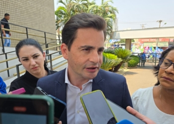 “Lobo em pele de cordeiro, flerta com a corrupção”, diz Fábio Garcia sobre Lúdio Cabral