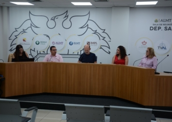 Relatório do governo apresentado na ALMT mostra superávit financeiro de R$ 3,1 bilhões