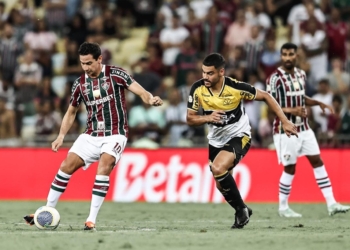 Fluminense empata com Criciúma e continua na luta contra o rebaixamento