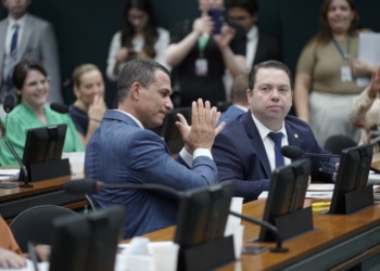 CCJ aprova projeto que obriga movimentos como o MST a ter personalidade jurídica