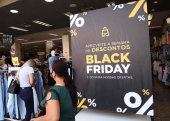 Descontos de Black Friday aumentam fluxo nas lojas e eleva confiança do comércio
