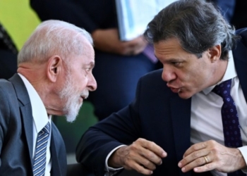 Lula e Haddad se reúnem para fechar corte de gastos; anúncio deve sair até amanhã