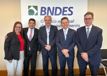 Mercadante elogia “ousadia” do Governo de MT e garante apoio do BNDES