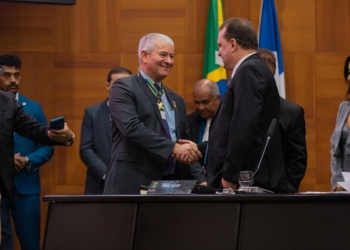 Russi recebe embaixador e adido comercial de Israel para tratativas sobre tecnologia e agricultura