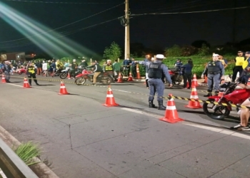 Lei Seca termina com remoção de 53 motocicletas na avenida Dante Martins de Oliveira
