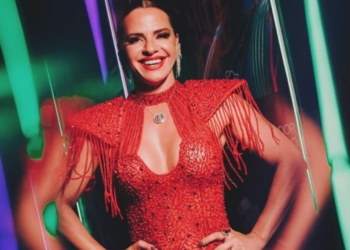 Karen Lopes mostra que está preparada em ensaio da Grande Rio: ‘Dia de pororocar’