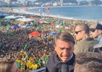 Bolsonaro tramava golpe há quase 2 anos, diz relatório da PF