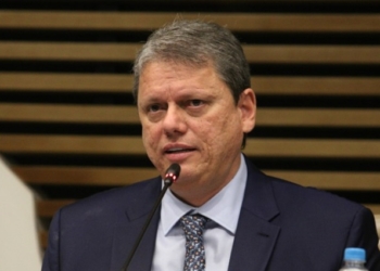 Tarcísio defende secretário de Segurança após novos casos de violência policial em SP