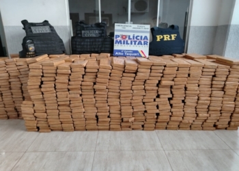 Ação conjunta apreende 1,5 tonelada de maconha sendo transportada em Hilux