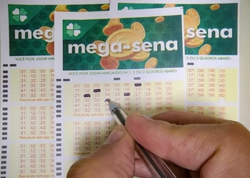 Mega-Sena não tem acertador e prêmio vai a R$ 11 milhões; próximo sorteio neste sábado