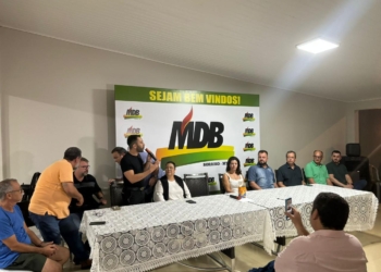 Policial Federal que apreendeu R$ 300 mil durante campanha é filiado ao MDB; veja vídeos