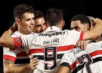 São Paulo vence o Guarani em casa com gol relâmpago de Luciano