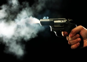Pai de jornalista é assassinado com cinco tiros dentro de quarto de quitinete em Cuiabá