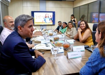 Secretarias de Educação de MT e CE compartilham experiências para aprimorar ensino na rede municipal