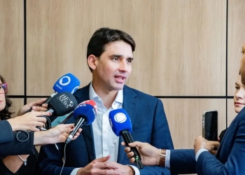 Ministro diz que fusão entre Azul e Gol pode reduzir preço de passagem