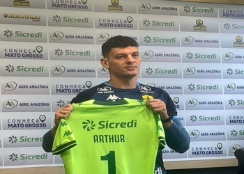 “É o maior desafio da minha carreira”, diz Arthur Bittencourt em apresentação no Cuiabá