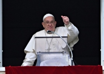 Papa alerta sobre IA e notícias falsas que visam “manipular consciências”