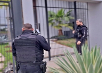 Operação mira membros de facção envolvidos no ataque à casa e escritório de advogado