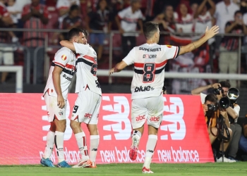 São Paulo amplia liderança no Grupo C com goleada sobre o Mirassol