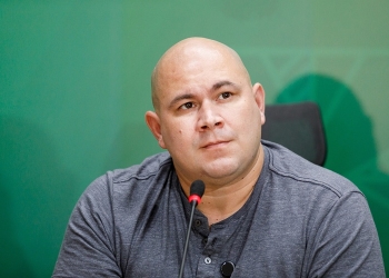Abilio anuncia instalação de câmeras em escolas e creches para coibir bullying