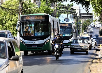 Ônibus reservas são colocados para atender bairros da região Sul, em Cuiabá