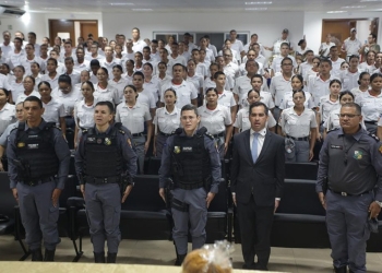 Proerd deflagra Operação Paz na Escola Tolerância Zero para alertar jovens sobre perigo das drogas