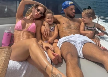 Virginia Fonseca curte passeio marítimo em Angra dos Reis com a família: ‘Meus amores’