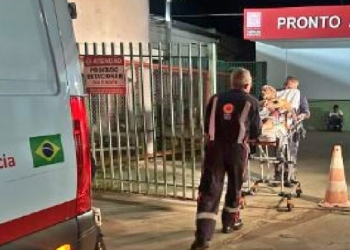 Jovem é preso após esfaquear o próprio tio durante discussão por som alto