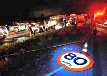 Seguranças de garimpo morrem em acidente entre carro e caminhonete na MT-060