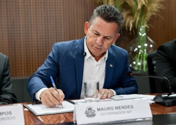 Governo de MT assina decreto que estabelece período proibitivo de uso do fogo